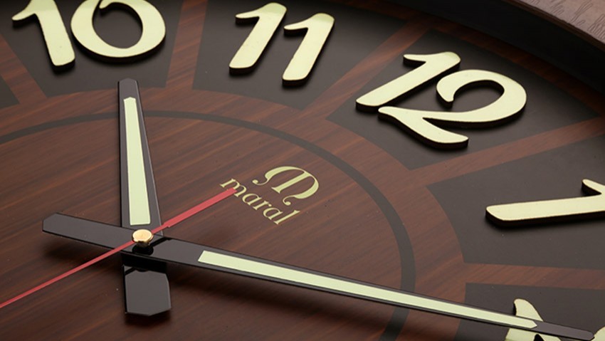 Are you looking for a brilliant and affordable idea for interior decoration?